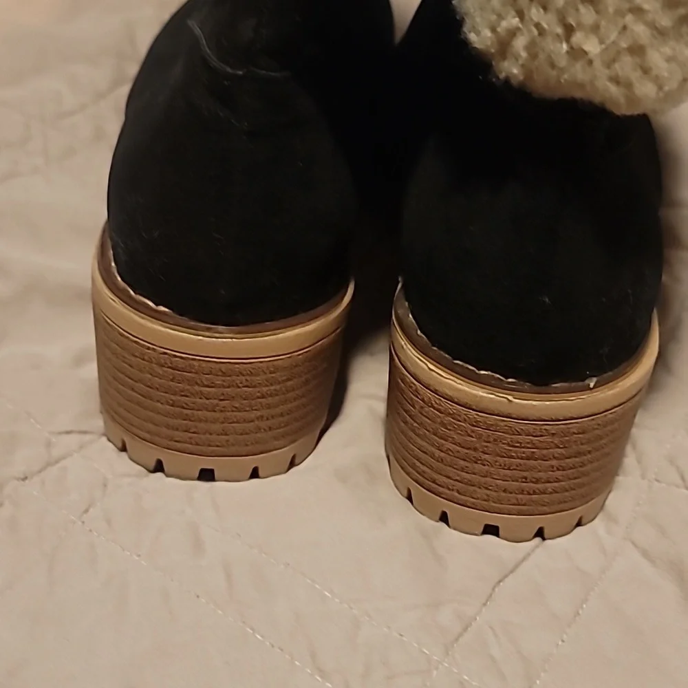 No brand size 8, short heel lined boots, worn once - Picture 4 of 6